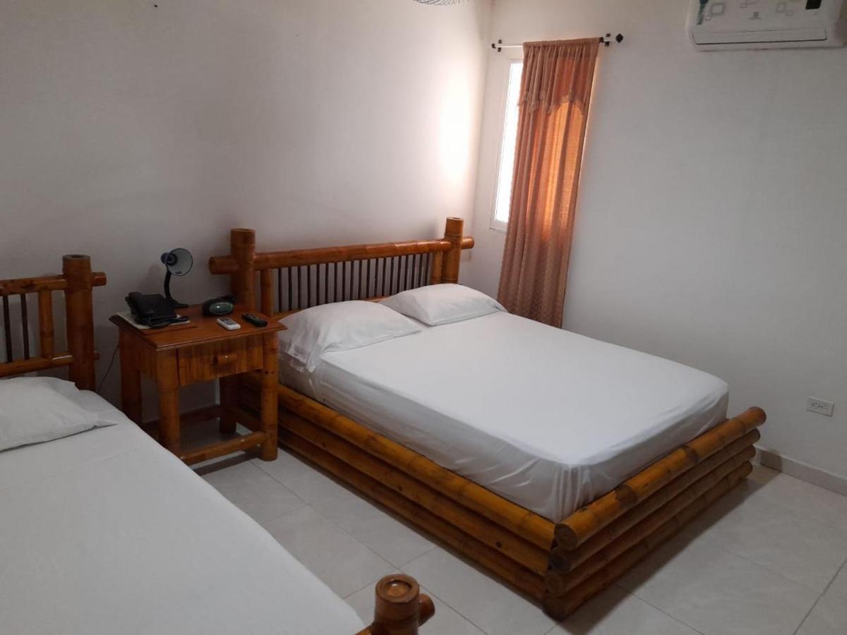 Hotel Cartagena Airport Extérieur photo